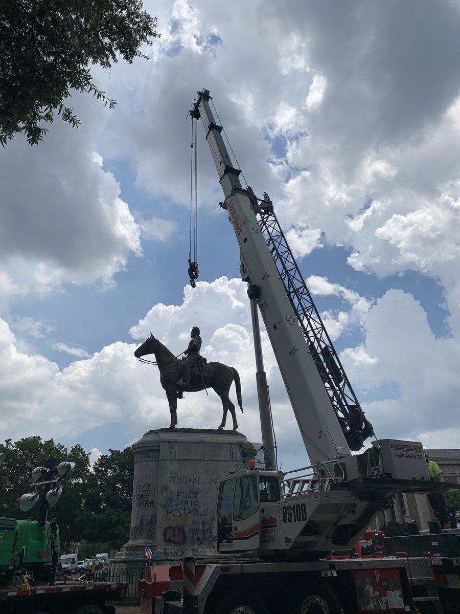Crews on scene preparing for removal of Jackson statue on Monument Avenue